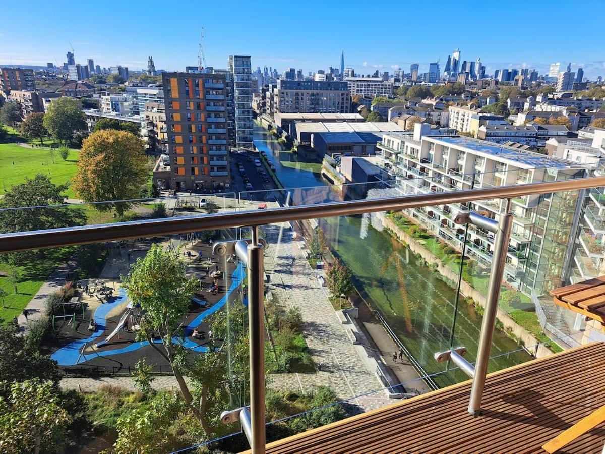 Cozy Double Room With Large En Suite Near Canary Wharf London With Amazing Views In A Shared Apartment Exterior foto